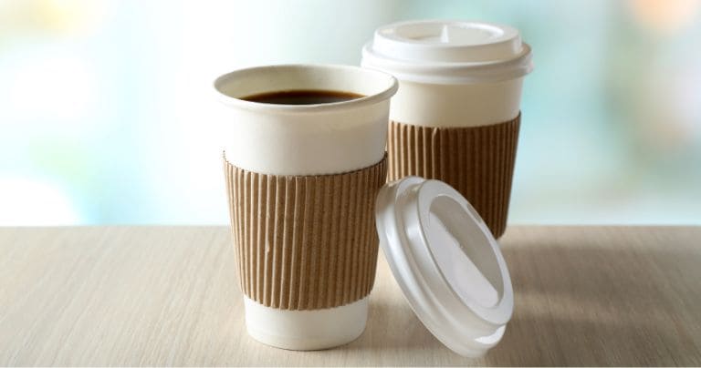 disposable paper coffee cup with heat shield